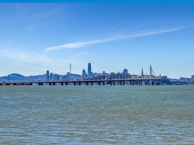 2 Commodore Dr #D378