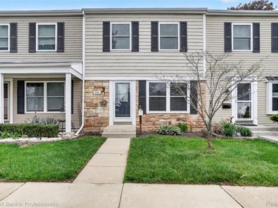 902 Little Hill Ct
