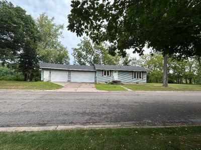 315 Front St
