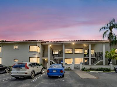 3100 NW 46th St APT 203