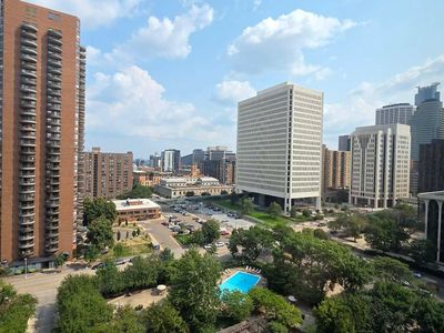 15 S 1st St APT A1512