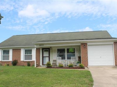 2833 Bamberg Pl