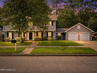 3010 Raphael Dr