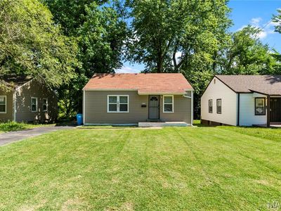 8017 Patterson Dr