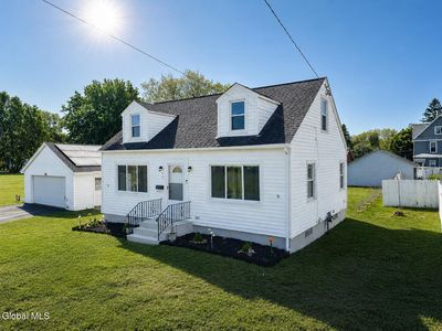 90 Clizbe Avenue