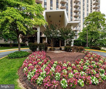 7420 Westlake Ter APT 1408