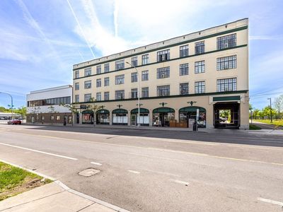 377 W Onondaga St Suite 206