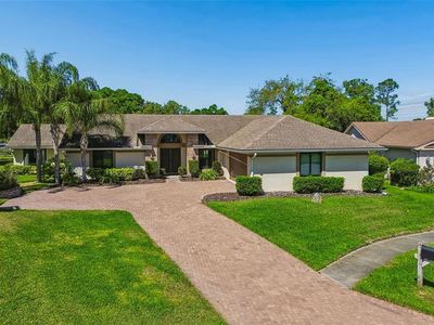 8723 Ashbury Dr