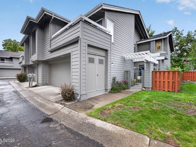 3180 Wedgewood Ct