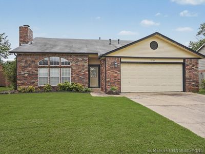 12502 E 77th Pl N