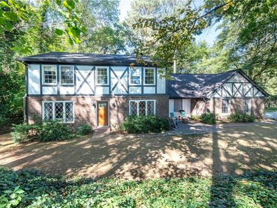 965 Heards Ferry Rd NW