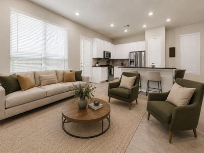 5104 Chapel Heights Dr