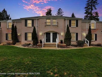 695 Jaywood Dr