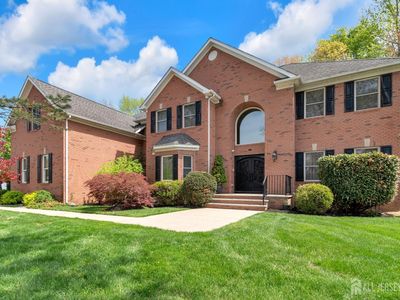 23 Yellowstone Dr