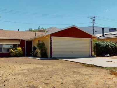 4520 Pine Ln