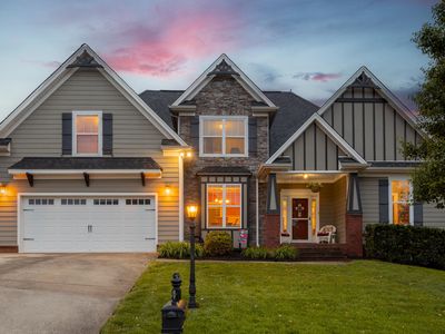 8802 McKenzie Farm Dr
