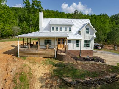 561 Mountain Crest Dr