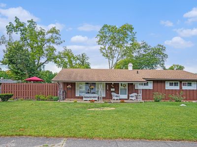 3505 Woodmont Dr