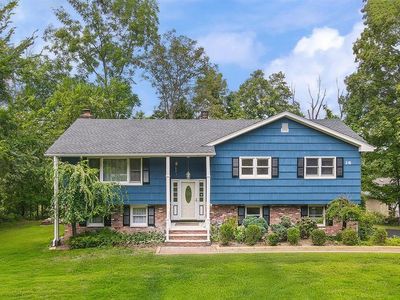 28 Forest Pl
