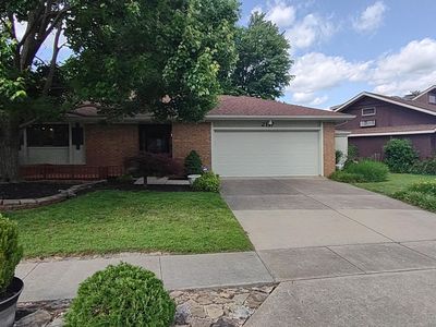 2117 E Wornall Place