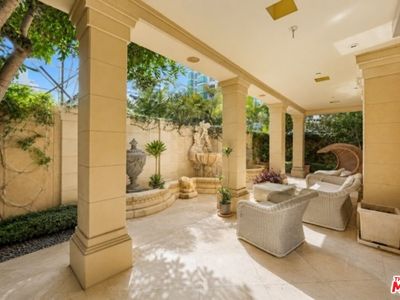 10375 Wilshire Blvd APT 1B