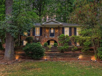 4105 Yadkin Dr