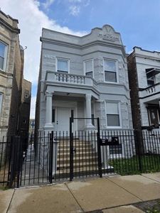 539 N Trumbull Ave