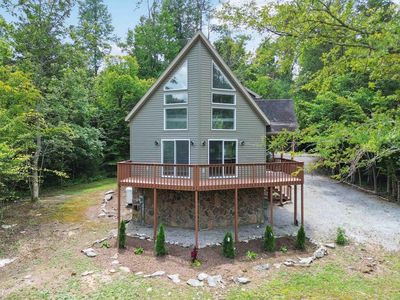 84 Clover Leaf Cir