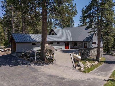 21149 Donner Pass Rd
