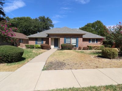 3709 Racquet Ct