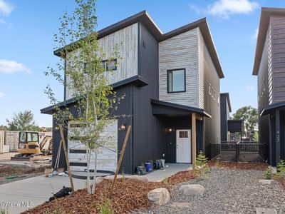 425 N Wylder Loop