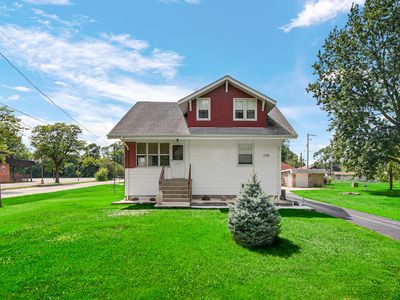 Property at 19580 Glenwood Rd, Chicago Heights, IL