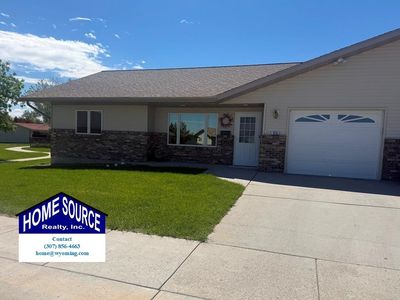1215 Pioneer Ct