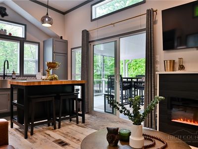 310 Laurelwood Lane