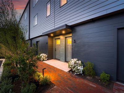 59 Warren St #3