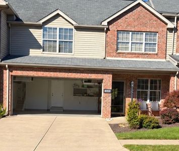 6003 Elizabeth Ln