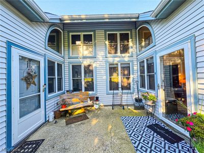 Property at 7493 Huntington Dr, Youngstown, OH