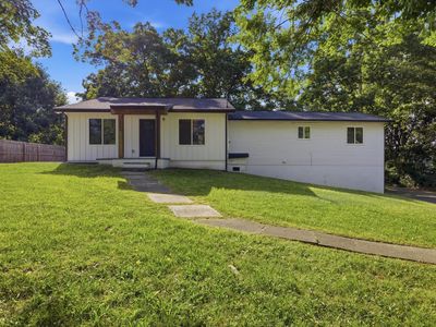 1700 Forest Ridge Cir SW