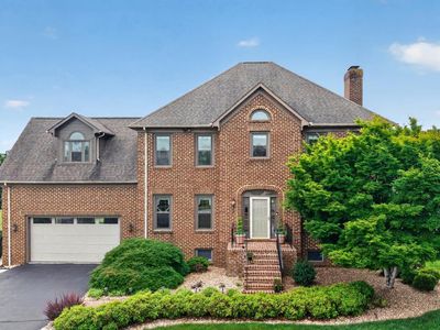 198 London Downs Dr