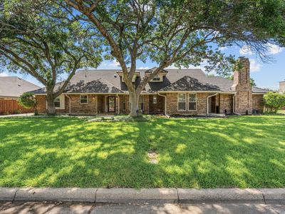 5111/5109 Ledgestone Dr