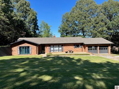 1601 Shallow Creek Dr