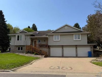 Property at 850 E Mill St, Akron, IA