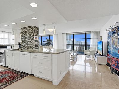 400 Leslie Dr #Penthouse 1110