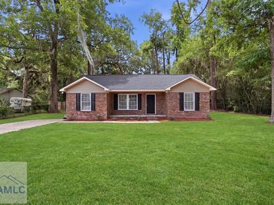 Property at 1384 Lake Dr, Midway, GA