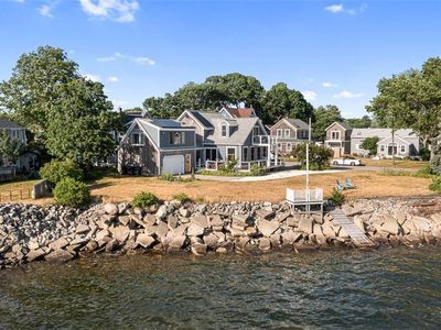 10 Blanding Ave