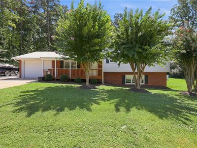 484 Newbern Ave