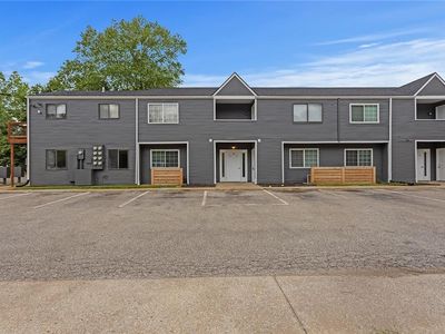 1506 W 25th Ct APT E12
