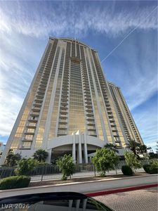 145 E Harmon Ave #2108
