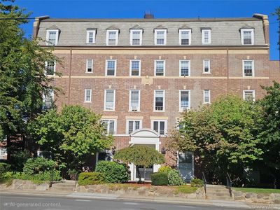 208 Centre Ave #4-B