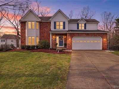 Property at 33 Randwood Ct, Getzville, NY